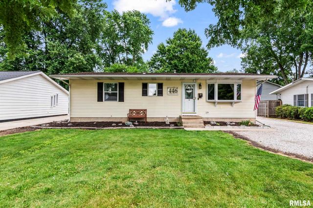 446 W LAKE SHORE Drive, Springfield, IL 62703