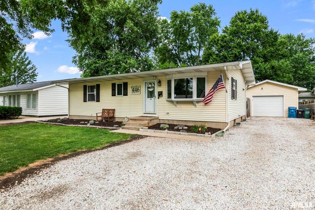 446 W LAKE SHORE Drive, Springfield, IL 62703