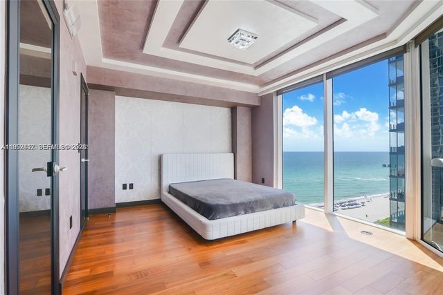 17201 Collins Ave+DEN 1403, Sunny Isles Beach, FL 33160