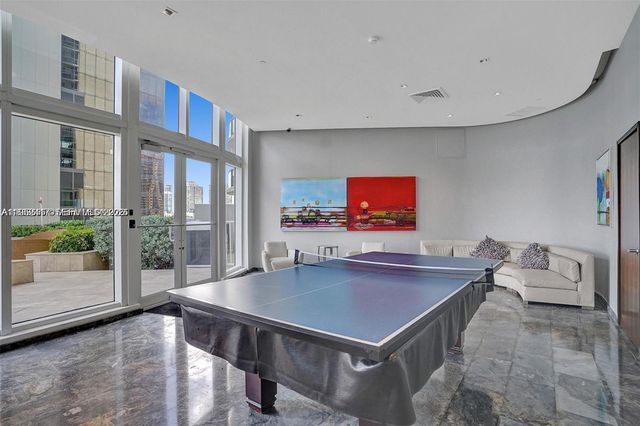 17201 Collins Ave+DEN 1403, Sunny Isles Beach, FL 33160