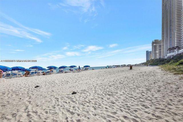 17201 Collins Ave+DEN 1403, Sunny Isles Beach, FL 33160