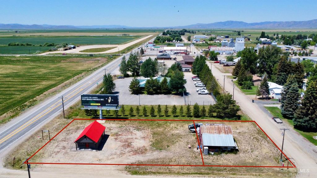 101 2nd St E, Fairfield, ID 83327 photo 2