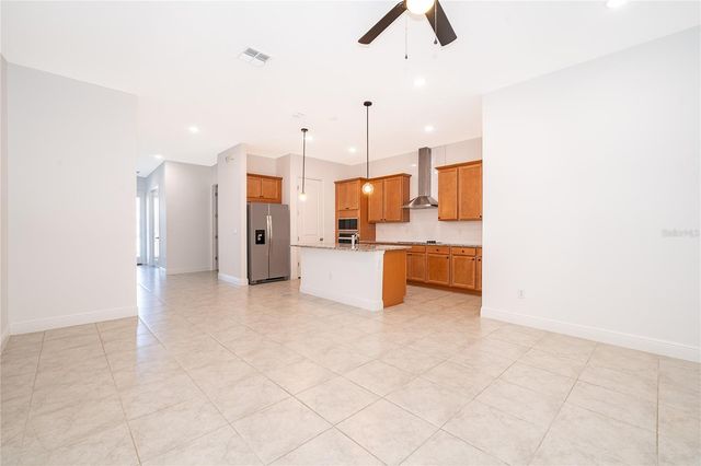 2949 VOYAGER AVENUE, St Cloud, FL 34771