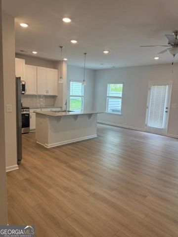 2340 Ravencliff Drive, Austell, GA 30168