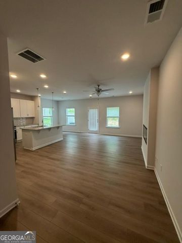 2340 Ravencliff Drive, Austell, GA 30168