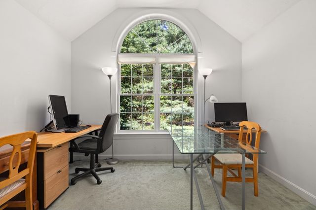 705 Main St, Acton, MA 01720