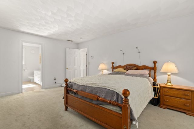 705 Main St, Acton, MA 01720