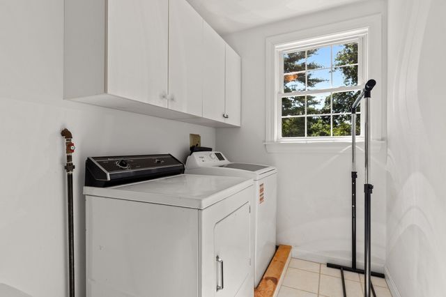 705 Main St, Acton, MA 01720