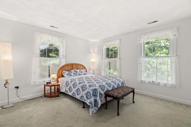 705 Main St, Acton, MA 01720