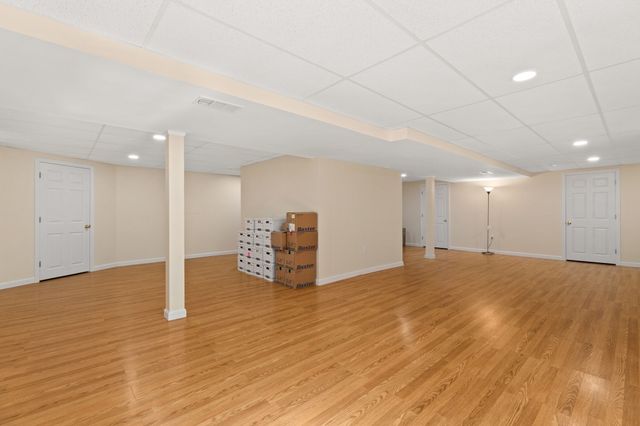 705 Main St, Acton, MA 01720
