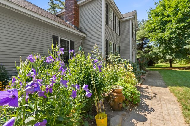705 Main St, Acton, MA 01720