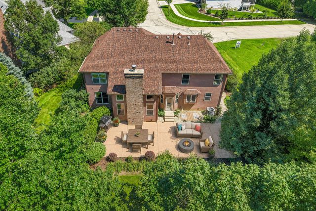 621 Sheffield Circle, Sugar Grove, IL 60554
