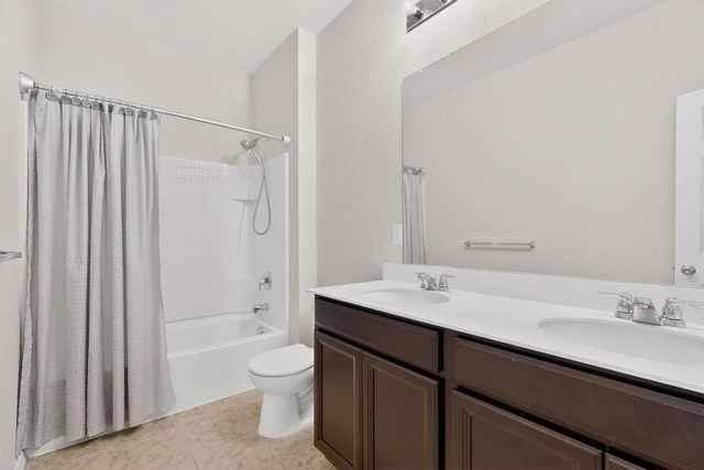 537 Running Water Trail, Fort Worth, TX 76131