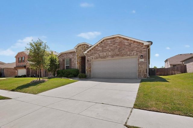 537 Running Water Trail, Fort Worth, TX 76131
