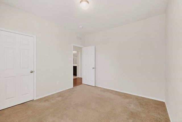 537 Running Water Trail, Fort Worth, TX 76131