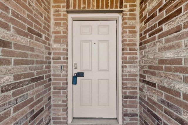 537 Running Water Trail, Fort Worth, TX 76131