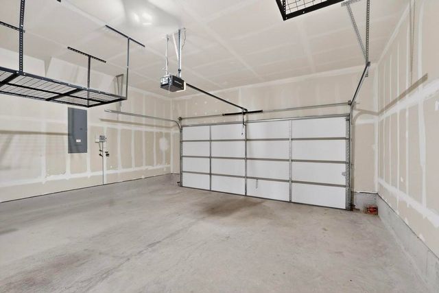 537 Running Water Trail, Fort Worth, TX 76131