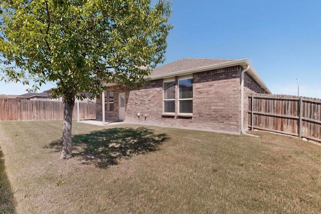537 Running Water Trail, Fort Worth, TX 76131