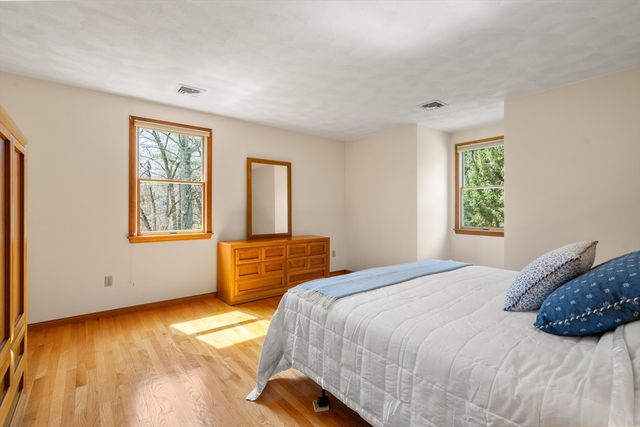 6 Smythe Circle, North Reading, MA 01864