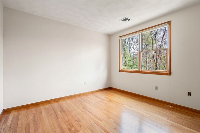 6 Smythe Circle, North Reading, MA 01864