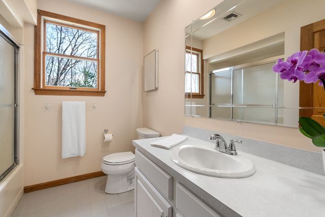 6 Smythe Circle, North Reading, MA 01864