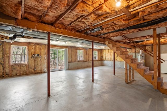 6 Smythe Circle, North Reading, MA 01864