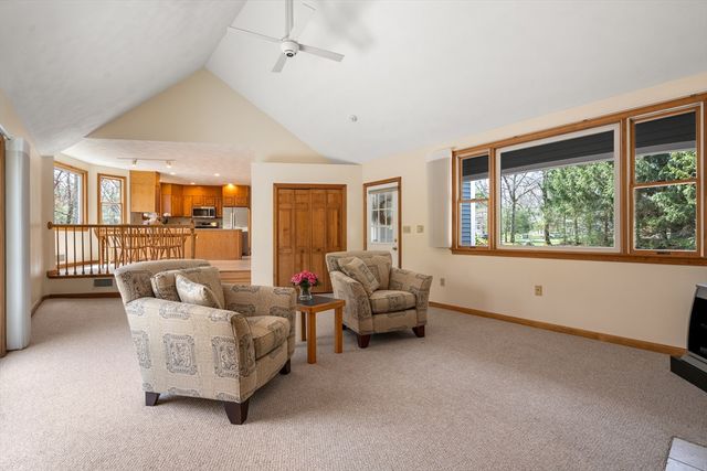 6 Smythe Circle, North Reading, MA 01864