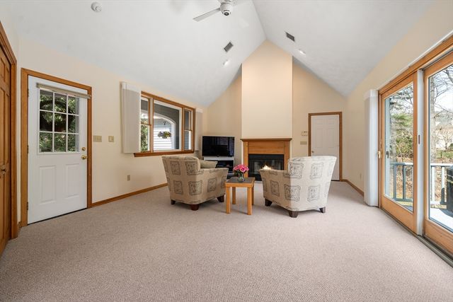 6 Smythe Circle, North Reading, MA 01864