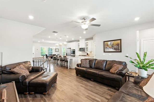 900 Sweetwater Grove, Woodstock, GA 30188