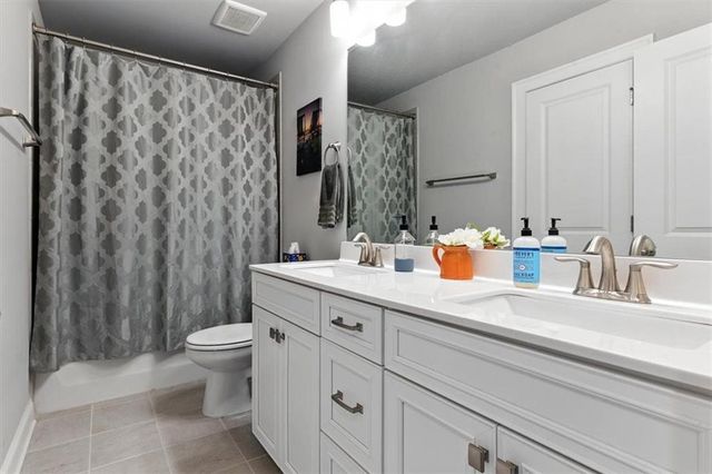 900 Sweetwater Grove, Woodstock, GA 30188