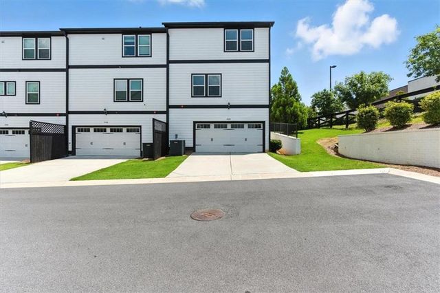 900 Sweetwater Grove, Woodstock, GA 30188