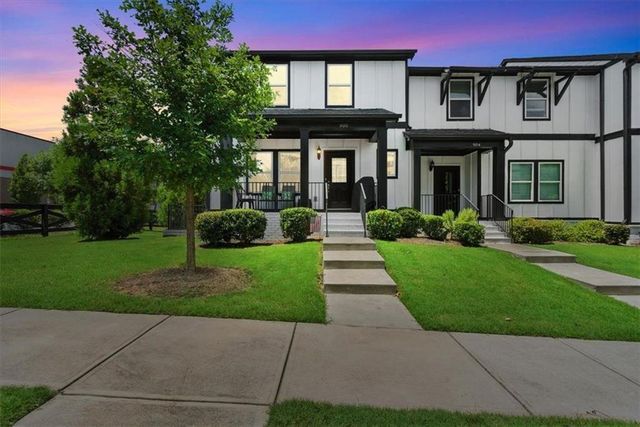 900 Sweetwater Grove, Woodstock, GA 30188