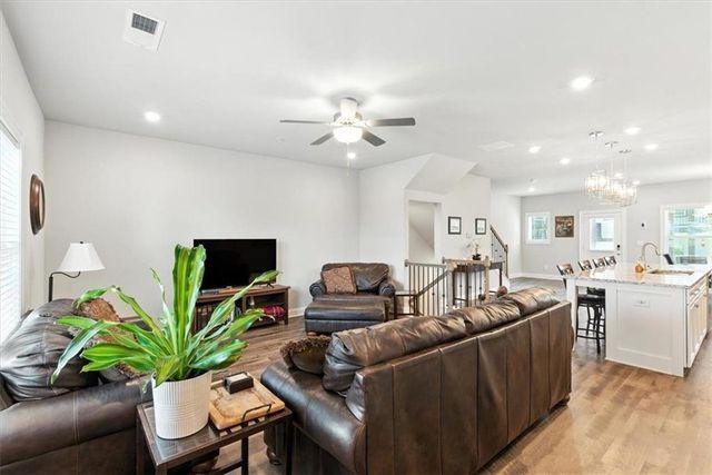 900 Sweetwater Grove, Woodstock, GA 30188