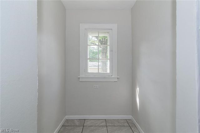 18119 Lake Shore Boulevard, Cleveland, OH 44119