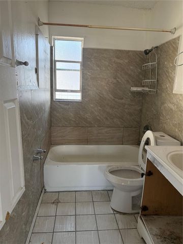 310 79TH AVENUE, St Pete Beach, FL 33706