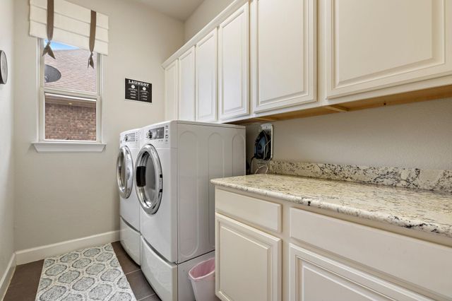 2904 Santa Rosita DR, Round Rock, TX 78665