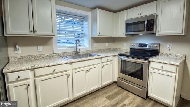 222 STATE ST, Enola, PA 17025