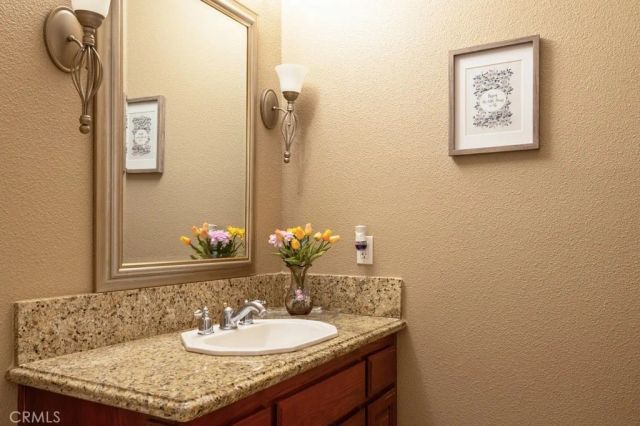 12865 Amberwood Lane, Victorville, CA 92395