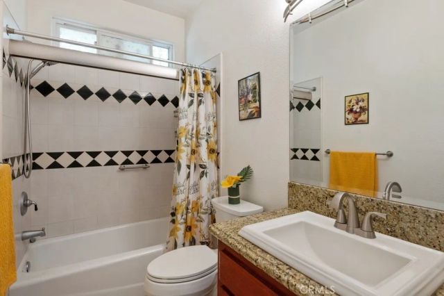 12865 Amberwood Lane, Victorville, CA 92395