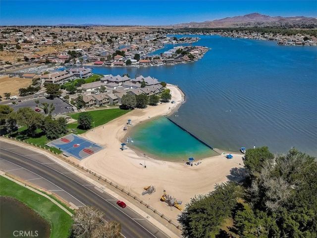 12865 Amberwood Lane, Victorville, CA 92395