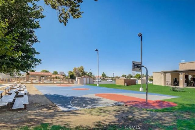 12865 Amberwood Lane, Victorville, CA 92395