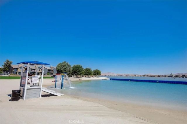12865 Amberwood Lane, Victorville, CA 92395