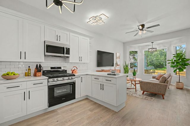 6619 S Aberdeen Street, Chicago, IL 60621