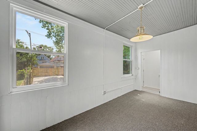 6619 S Aberdeen Street, Chicago, IL 60621