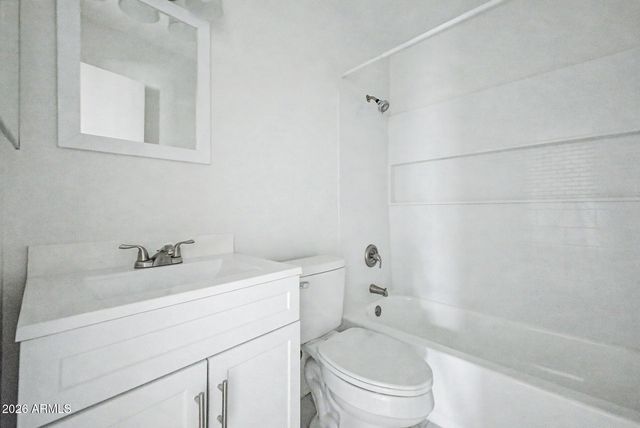307 W ROSAL Place, Chandler, AZ 85225