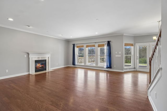 7504 Woodstream Dr, Nashville, TN 37221