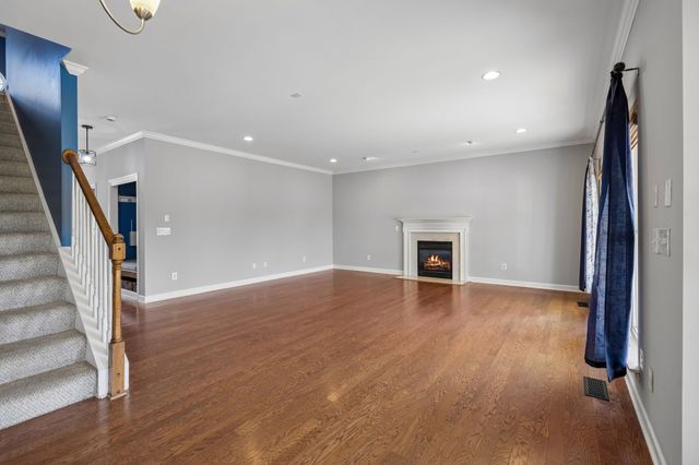 7504 Woodstream Dr, Nashville, TN 37221