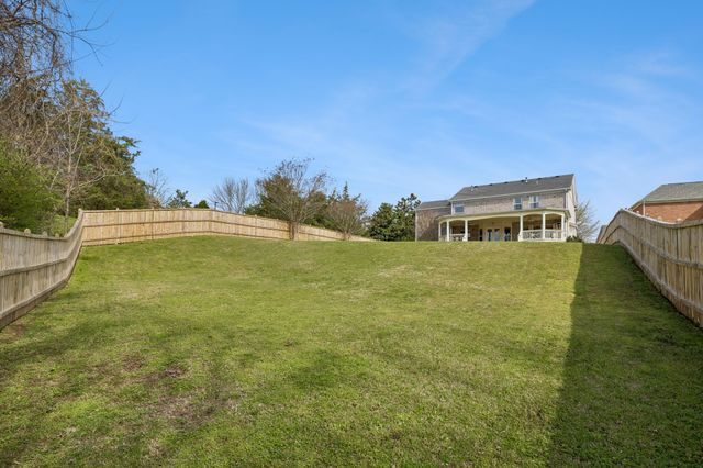 7504 Woodstream Dr, Nashville, TN 37221