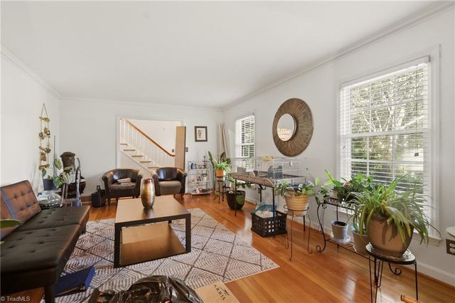 1056 Cantering Road, High Point, NC 27262