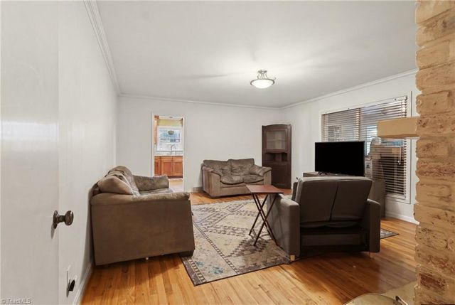 1056 Cantering Road, High Point, NC 27262